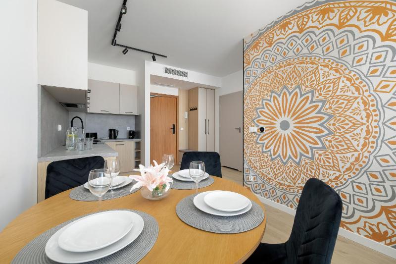 Klimatyzowane Apartamenty Art Lake w Mielnie z Parkingiem i Basenem by Noclegi Renters - image 44