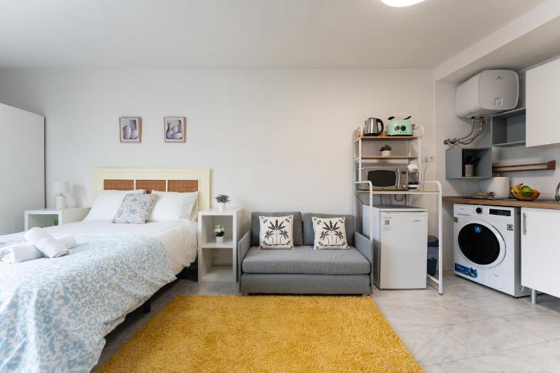 MalagaSuite Downtown Apartment Torremolinos - image 6