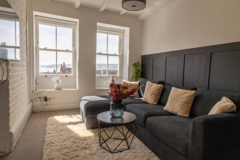 Sandgate Seaview - image 22