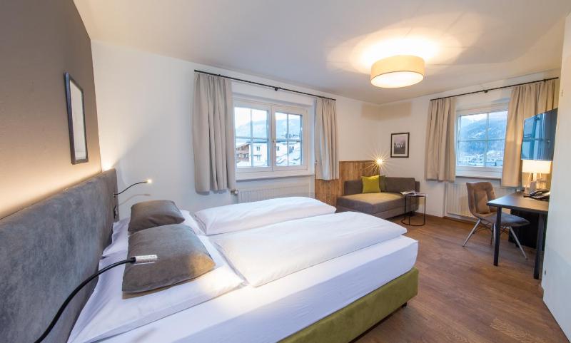 Comfort Triple Room image 4