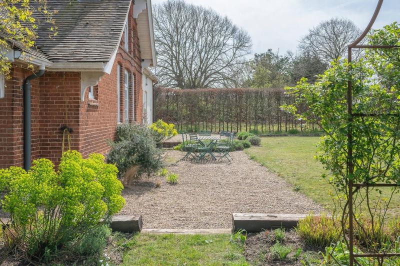 The Old School House Friston - image 7