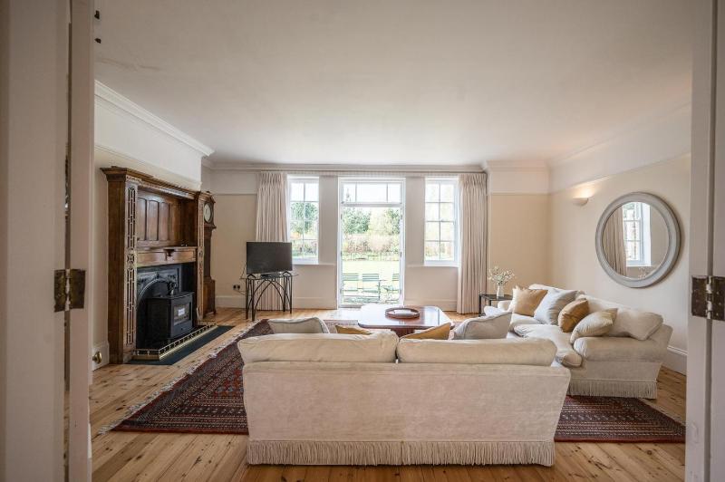 The Old School House Friston - image 14