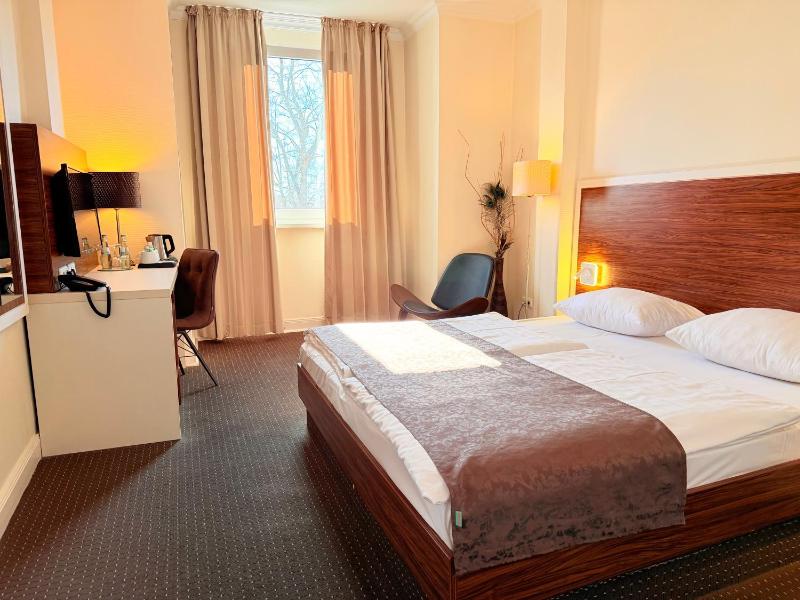 Hotel Excellent - image 24