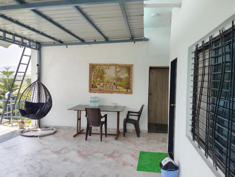 VERULAI RETREAT HOMESTAY  I  NEAR ELLORA CAVES AND GRISHNESHWAR TEMPLE I CLEAN AND PEACEFUL STAY - image 15