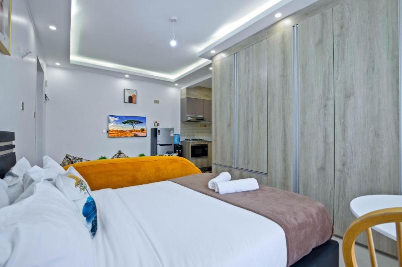 Mona's Westlands Nook - image 2