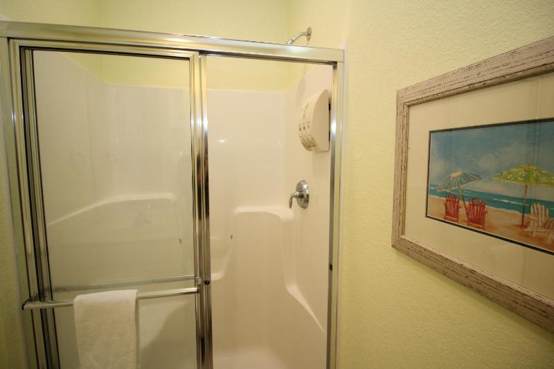 Premier Two-Bedroom Apartment with Bonus Room image 4