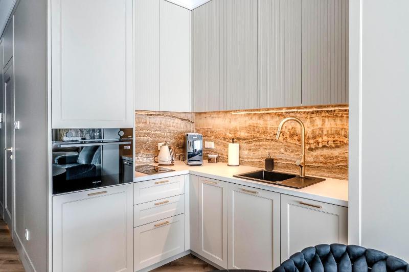 Apartament AURUM Lublin Centrum - image 2