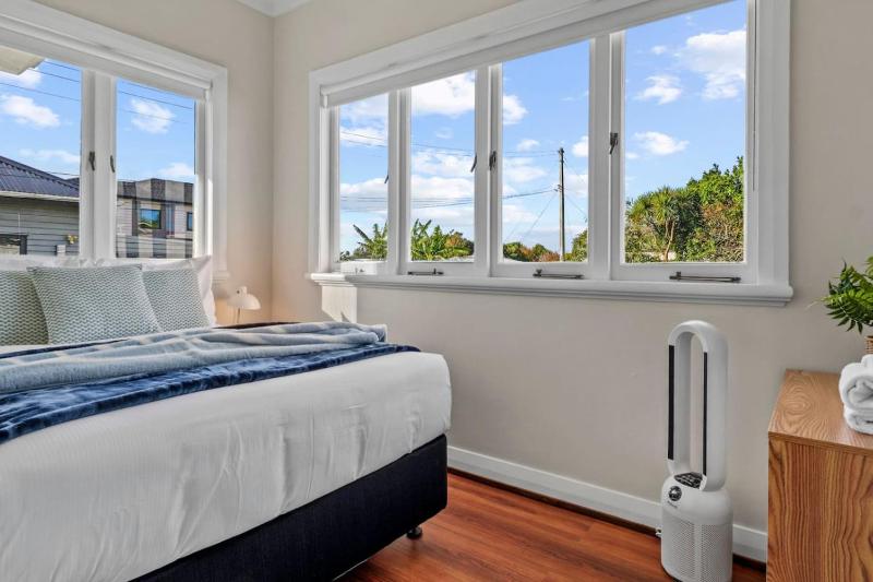 Family Comfort with Aircon Backyard and Parking - image 2