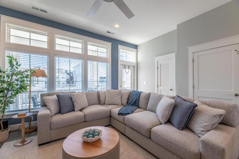 Bikini Bottom - Ocean Breeze Condo Pool Ocean View Pets OK Flex Stays - image 32