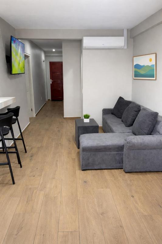 Southgate Residence - image 9