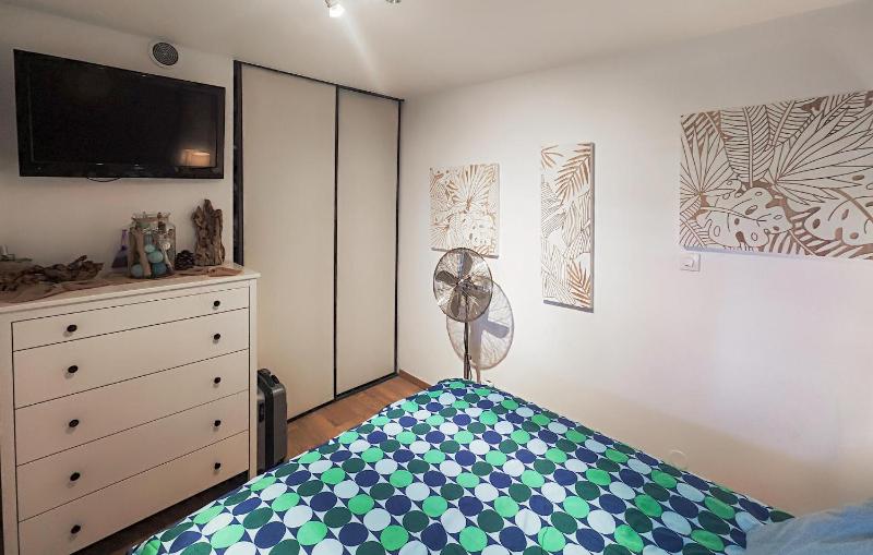Appartment Proche Plage - image 9