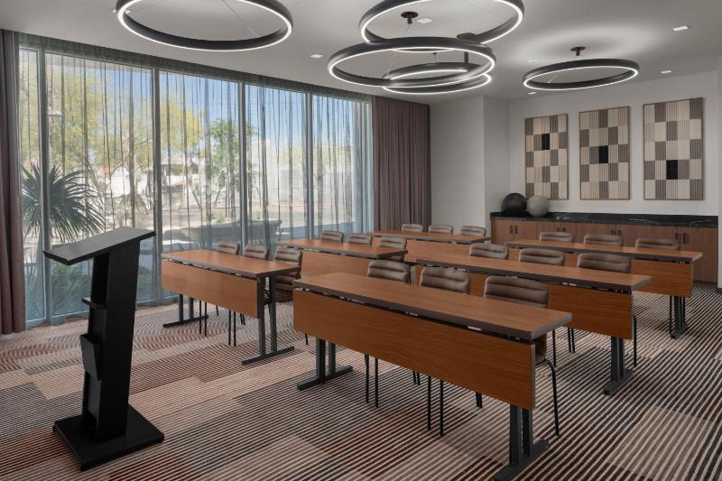 AC Hotel Scottsdale Old Town - image 16