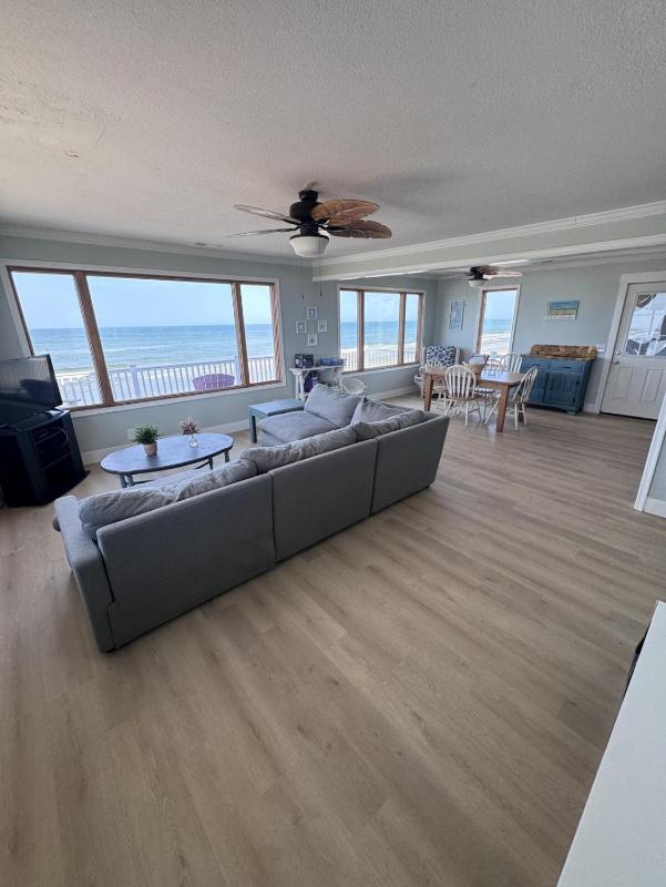 Pearls Point Oceafront Cottage S Nags Head Dog Friendly - image 6