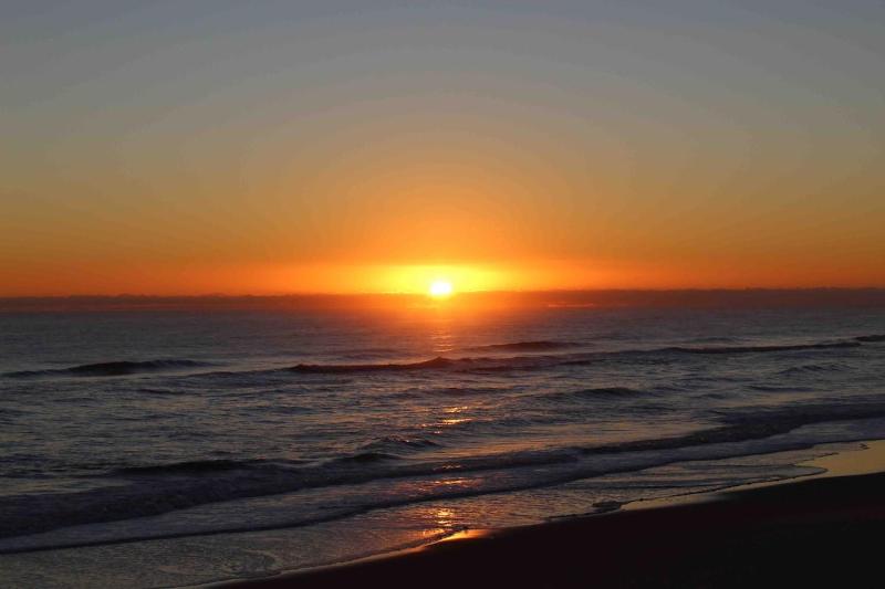 Pearls Point Oceafront Cottage S Nags Head Dog Friendly - image 3