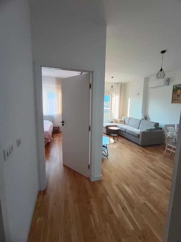Family Home Apartment - image 8
