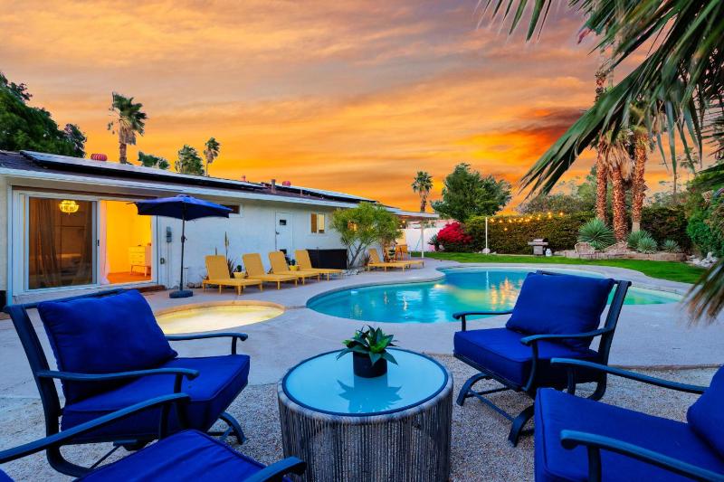 25% Off May Perfect For Families WPool Hot Tub - image 2