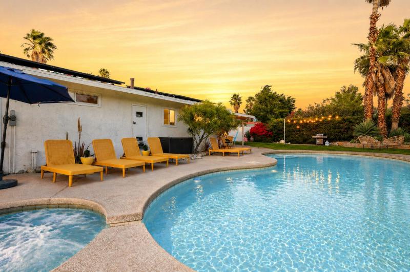 25% Off May Perfect For Families WPool Hot Tub - image 15
