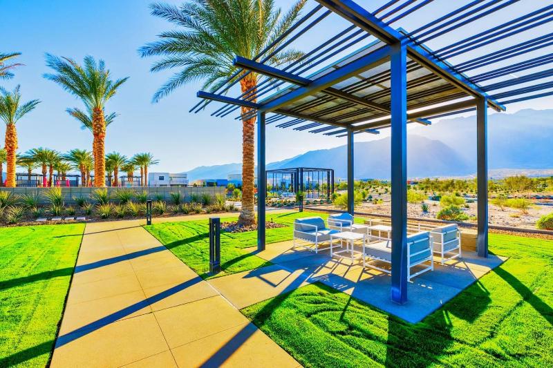 25% Off 7 Nights In May Great For Families 2 Pools - image 32
