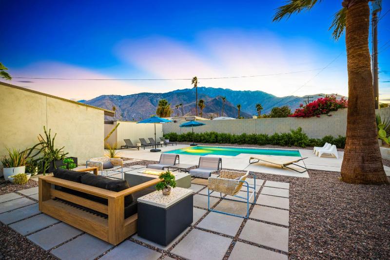 30 Stay Gorgeous Home WPoolSpaMtn Views - image 2