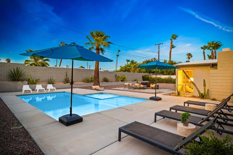 30 Stay Gorgeous Home WPoolSpaMtn Views - image 24