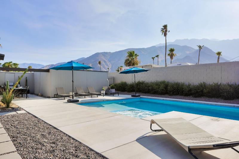 30 Stay Gorgeous Home WPoolSpaMtn Views - image 33