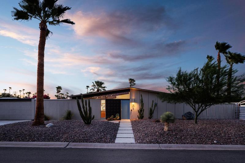 30 Stay Gorgeous Home WPoolSpaMtn Views - image 3