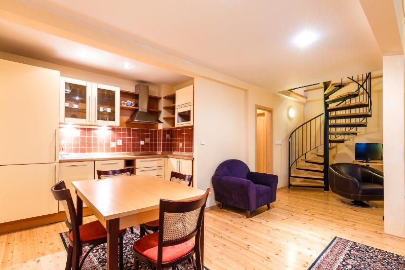 Two-Bedroom Penthouse Apartment image 2