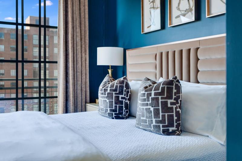 La Femme Flat by Atlanta Luxury Rentals - image 14