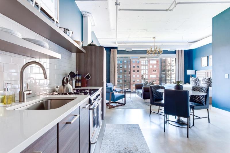 La Femme Flat by Atlanta Luxury Rentals - image 9