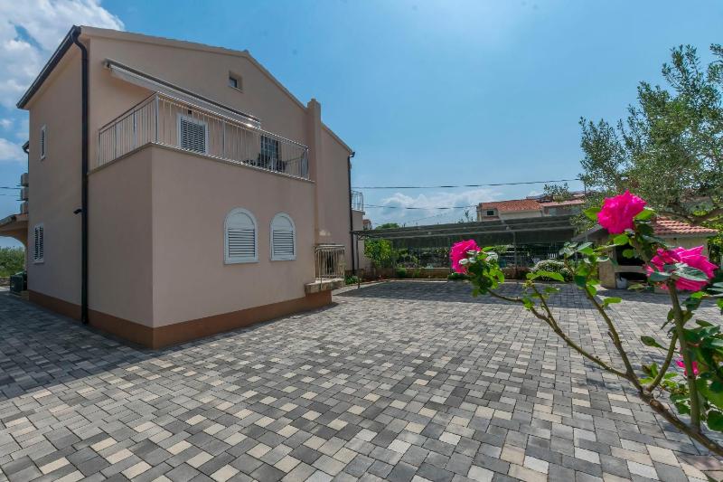 Apartments Mir - image 42