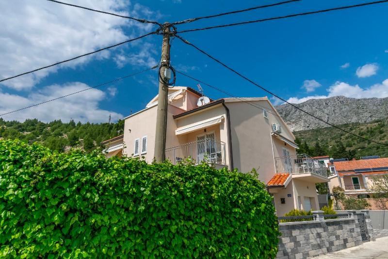 Apartments Mir - image 6