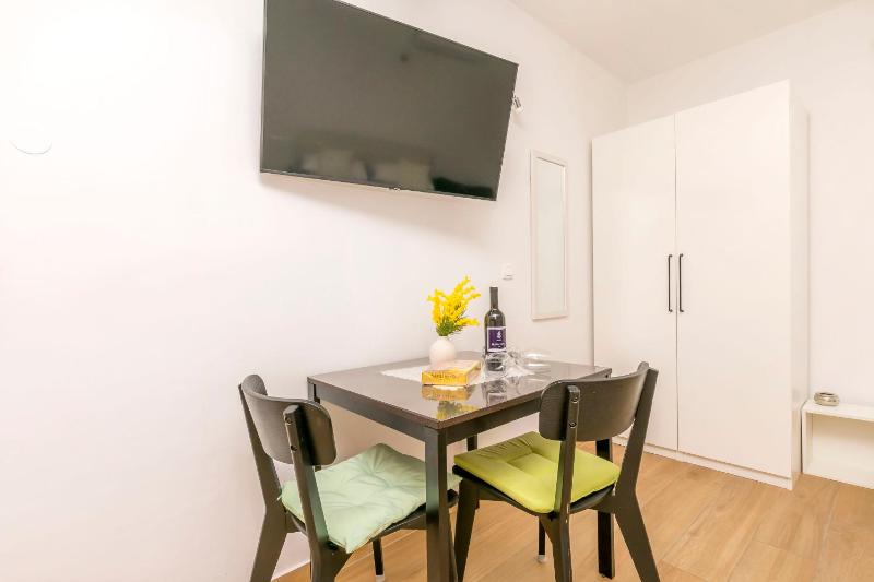 Apartments Mir - image 30