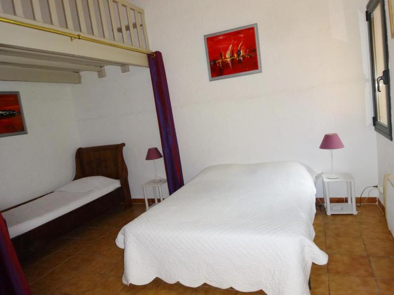 Two-Bedroom House (7 Adults) image 4