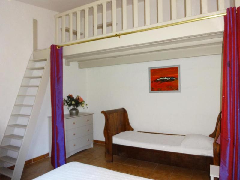 Two-Bedroom House (7 Adults) image 3