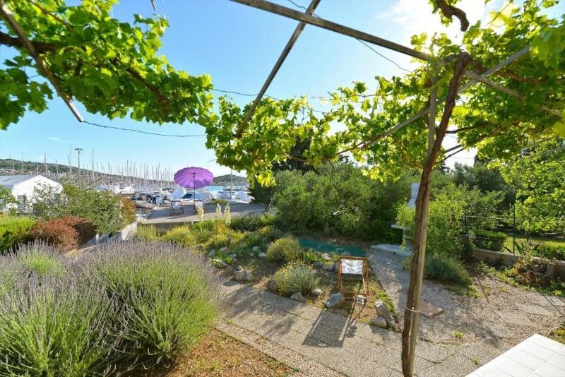 Seaside holiday house Murter - 25464 - image 14
