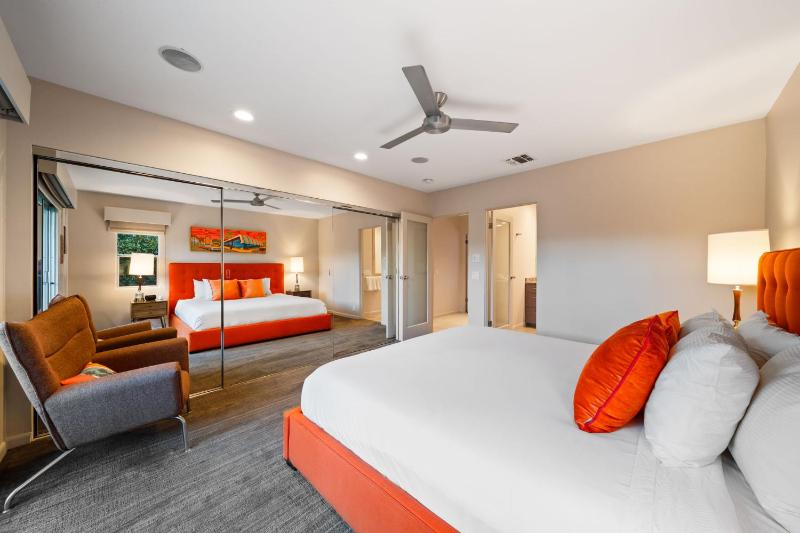 20% Off May 14-17 Perfect 4 Families -PoolJacuzzi - image 18
