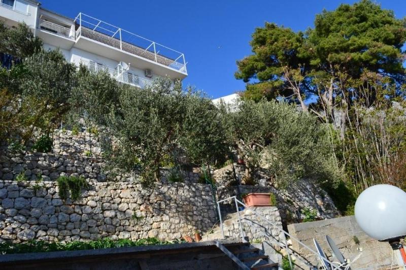 Apartments by the sea Zivogosce - Porat Makarska - 25453 - image 11