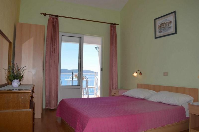 Apartments by the sea Zivogosce - Porat Makarska - 25453 - image 14