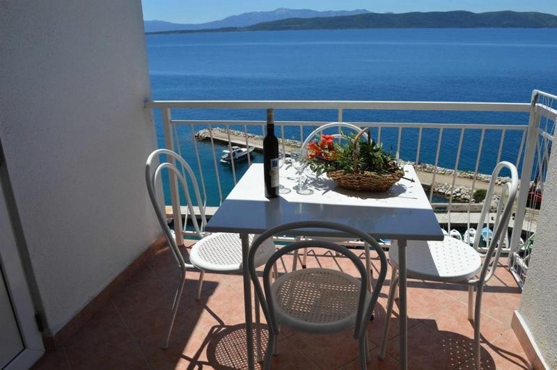 Apartments by the sea Zivogosce - Porat Makarska - 25453 - image 19