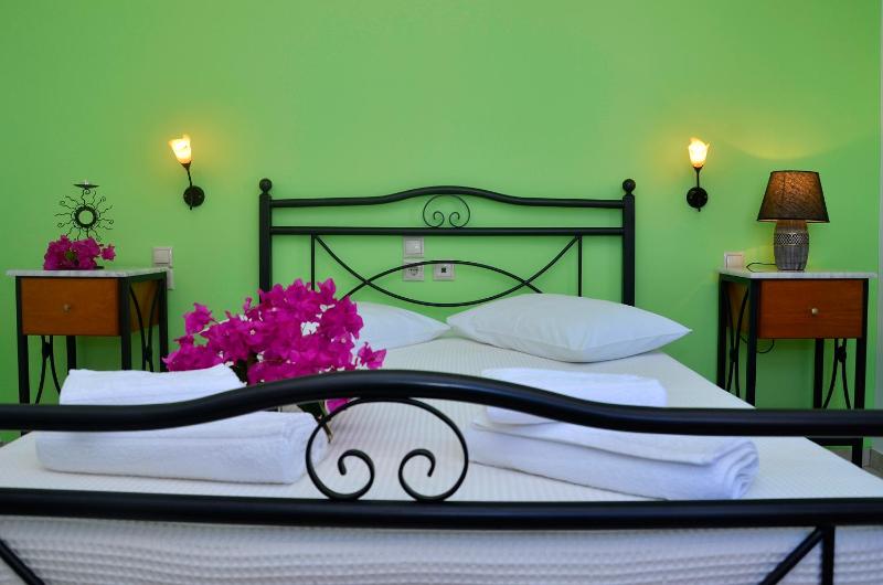 Standard Double or Twin Room with Sea View image 1