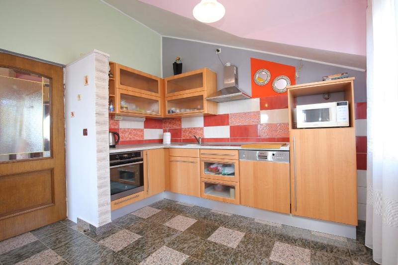 Apartments with parking space Kastel Stari Kastela - 25141 - image 13
