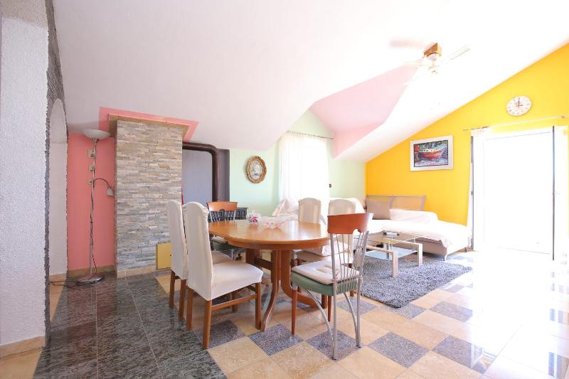 Apartments with parking space Kastel Stari Kastela - 25141 - image 5
