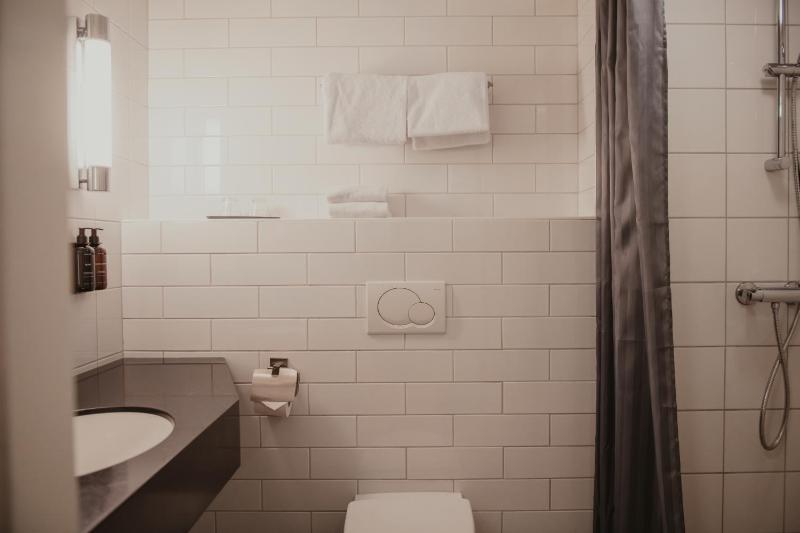 Home Hotel With - image 9