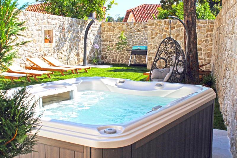 Beachfront house with hot tubCavtat Dubrovnik - 25441 - image 17