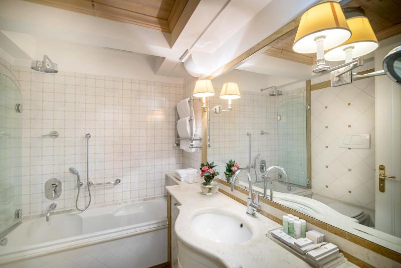 Junior Suite (2 People) image 1