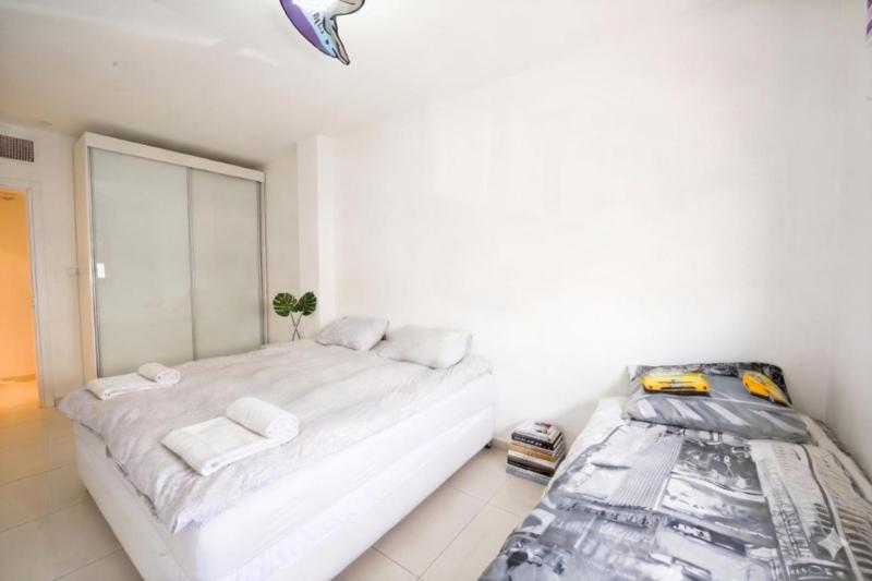 Amdar Holiday Apartments with private pools - image 15