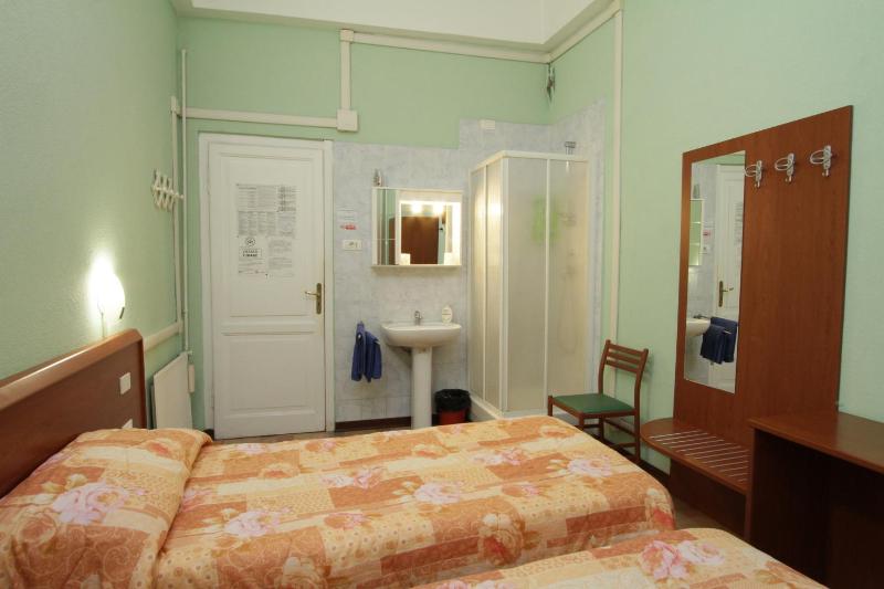 Double or Twin Room with Shower image 1