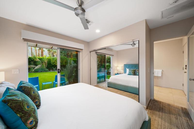 20% Off May 14-17 Perfect 4 Families -PoolJacuzzi - image 32