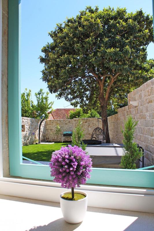 Beachfront house with hot tubCavtat Dubrovnik - 25441 - image 12