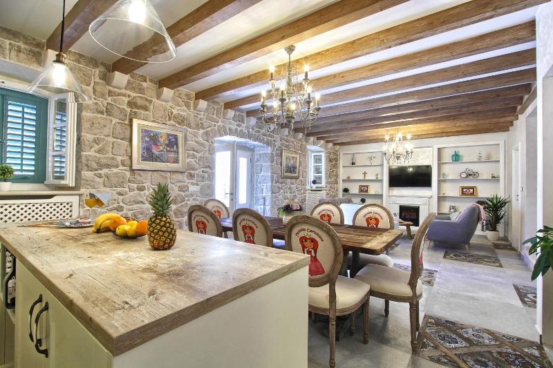 Beachfront house with hot tubCavtat Dubrovnik - 25441 - image 11
